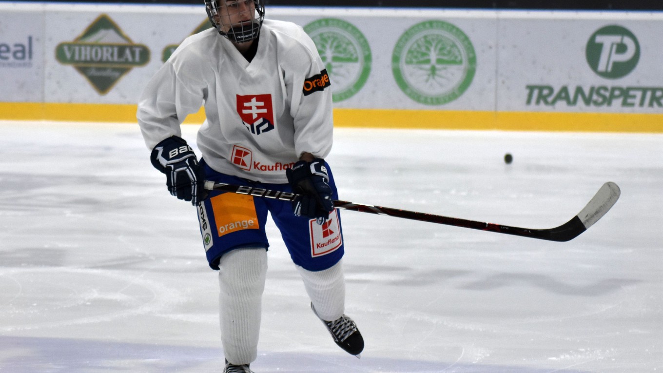 Najlepšia hokejistka Slovenska Nicol Čupková sa už teší na zápasy na domácom ľade.