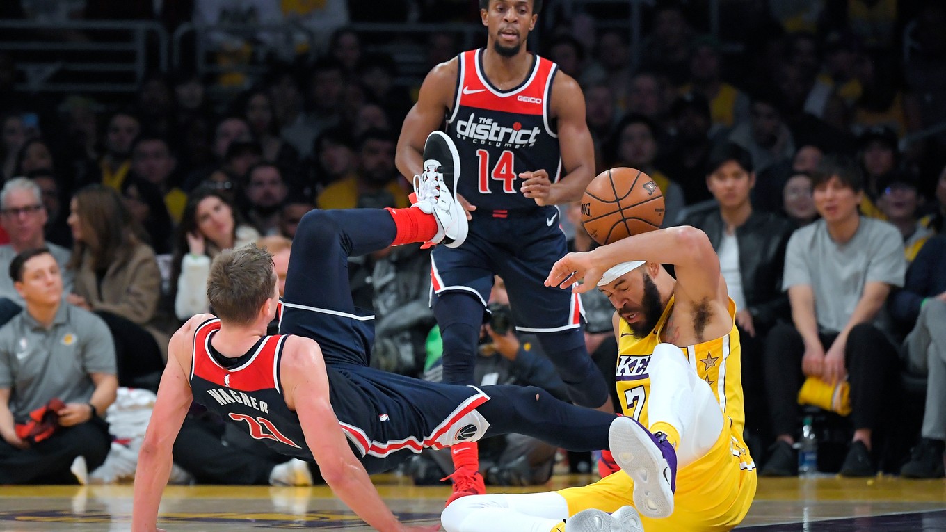 Zápas Washingtonu Wizzards a LA Lakers.