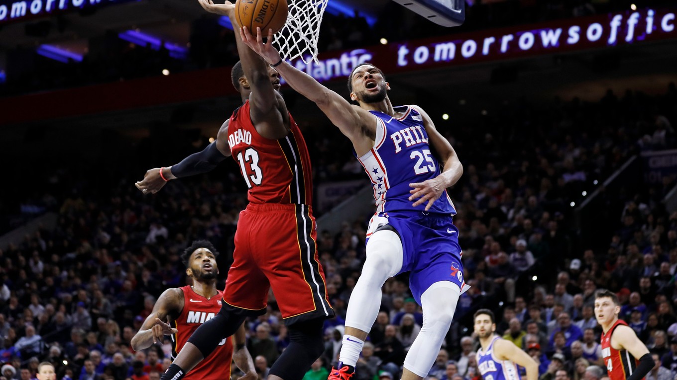 Momentka zo zápasu Philadelphia - Miami.
