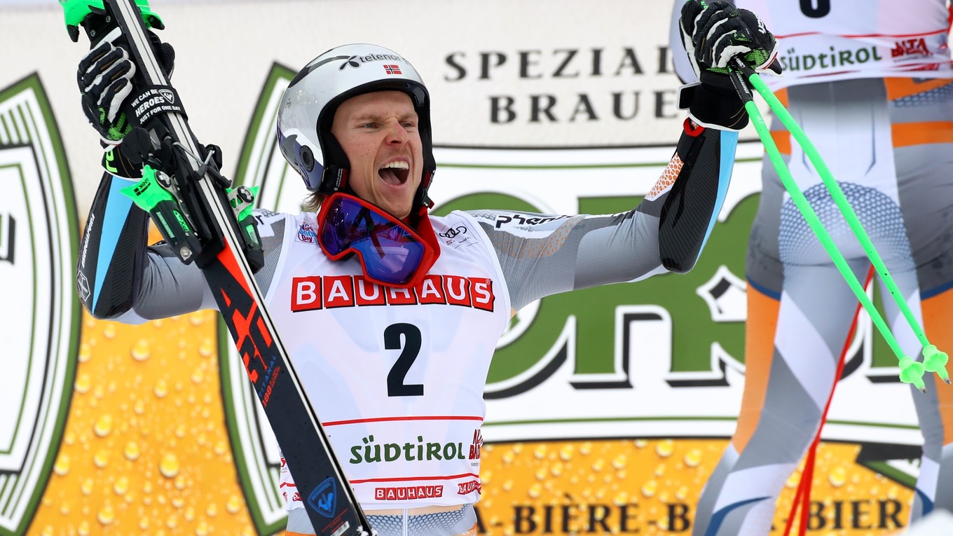 Henrik Kristoffersen po triumfe v Alta Badii 2019.