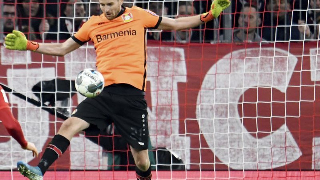 Lukáš Hrádecký v drese Bayeru Leverkusen.