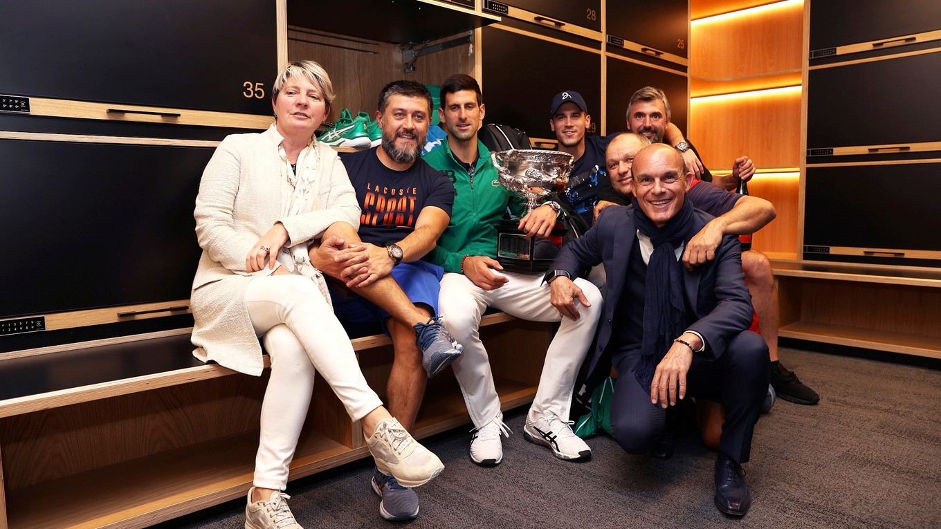 Novak Djokovič so svojím tímom.