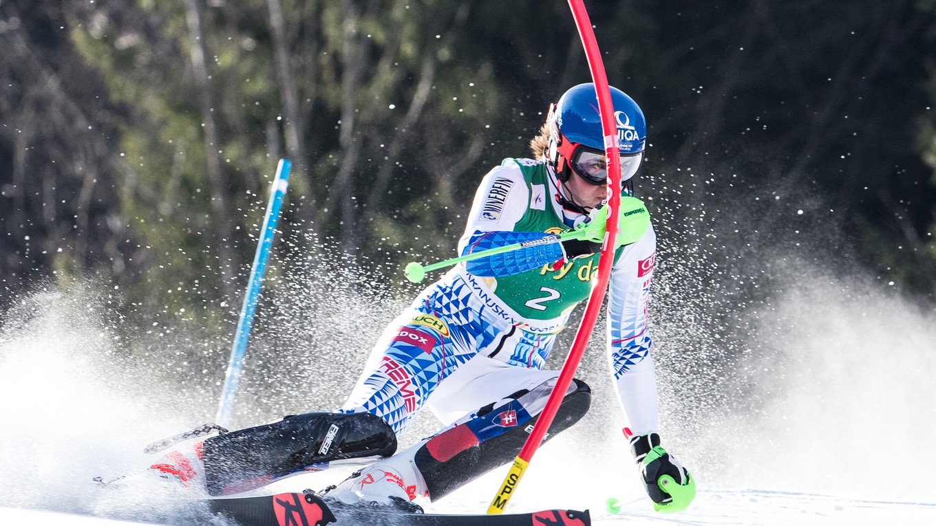Petra Vlhová počas slalomu.