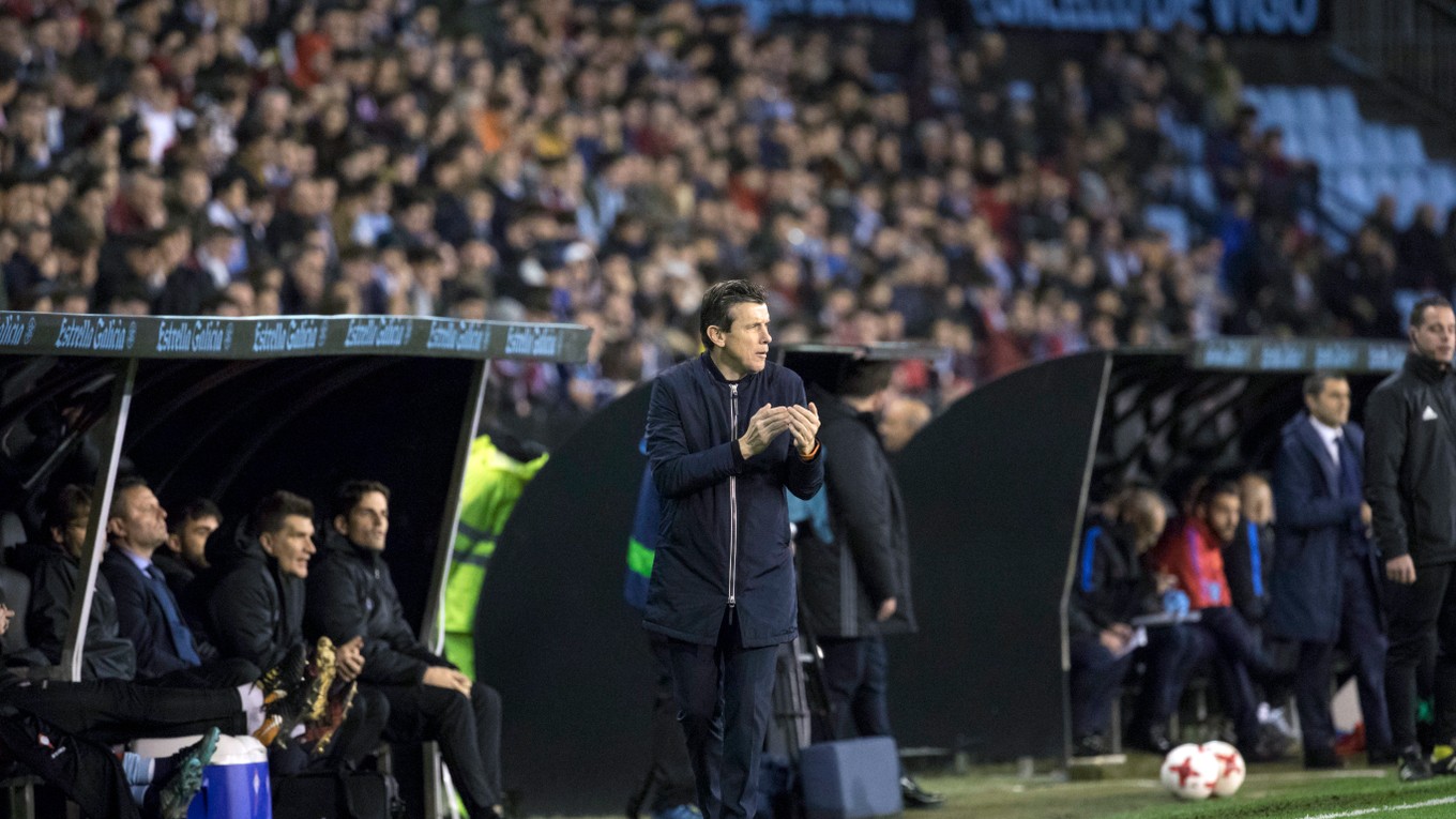 Juan Carlos Unzue na lavičke Celty Vigo.