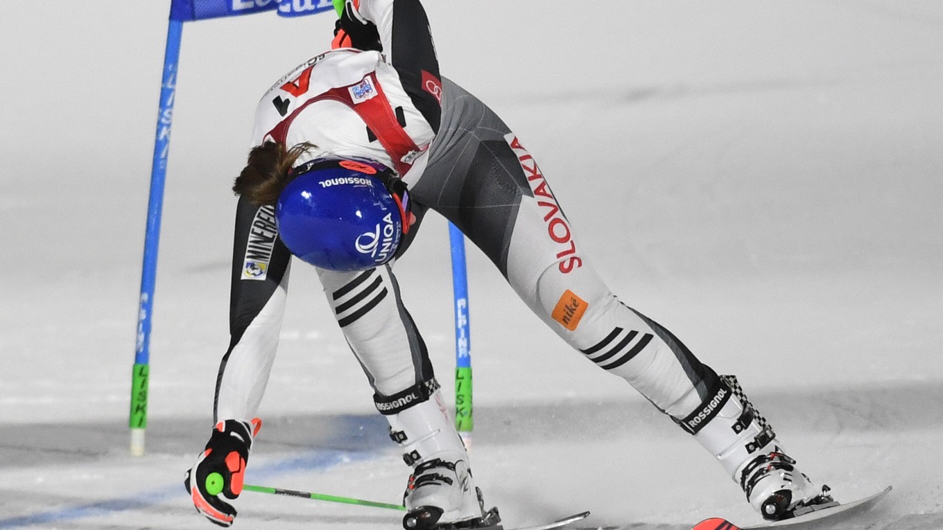 Petra Vlhová vs. Sara Hectorová - paralelný obrovský slalom v Lech Zurs.