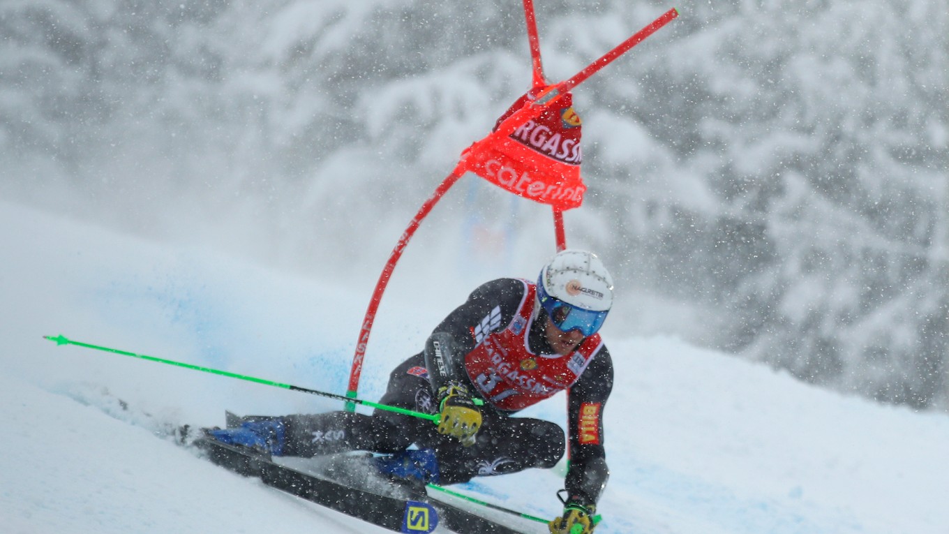 Adam Žampa počas obrovského slalomu v Santa Caterina 2020.