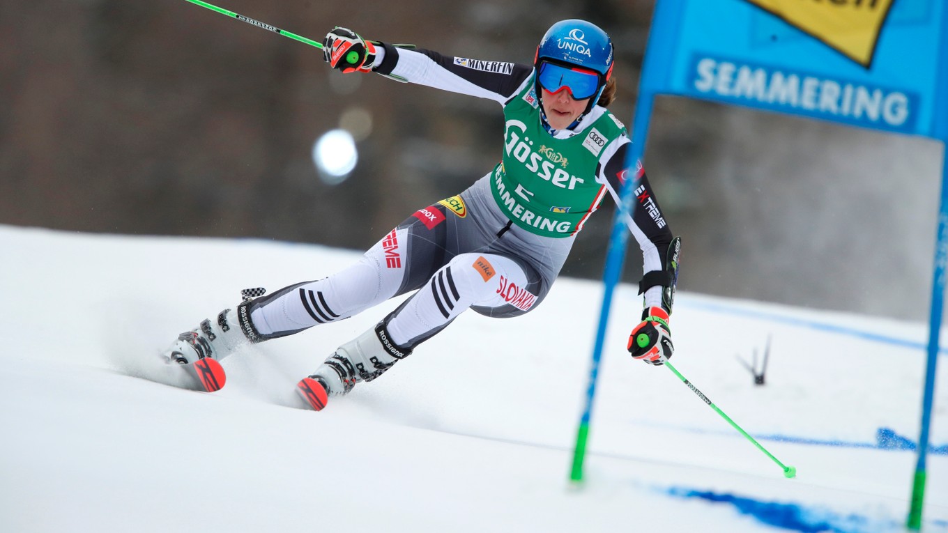 Petra Vlhová ide dnes obrovský slalom. Sledujte zjazdové lyžovanie zo Semmeringu LIVE - 2. kolo.