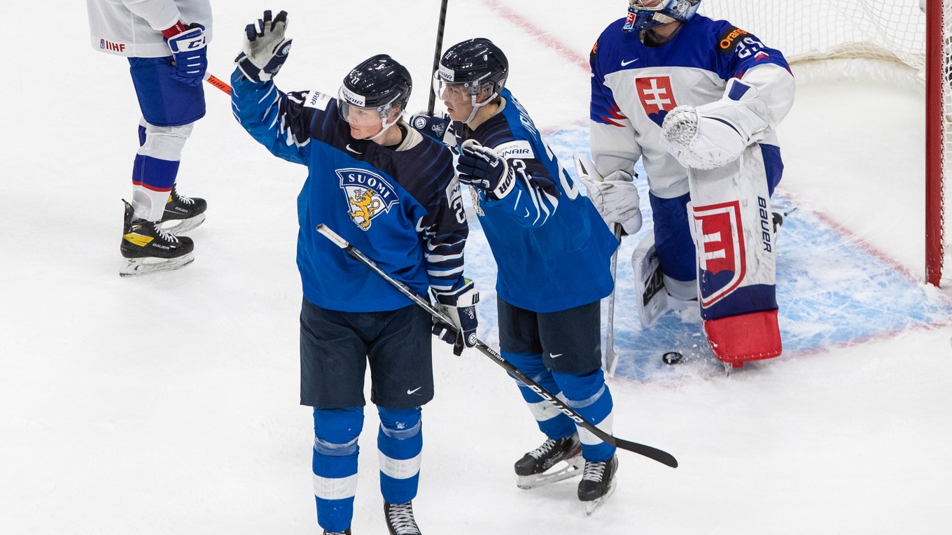 Hokej Slovensko - Fínsko na MS v hokeji do 20 rokov 2021 LIVE dnes.