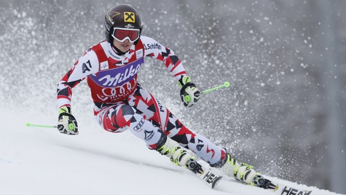 Anna Fenningerová sa v aktuálnej sezóne na súťažné svahy nepostaví.