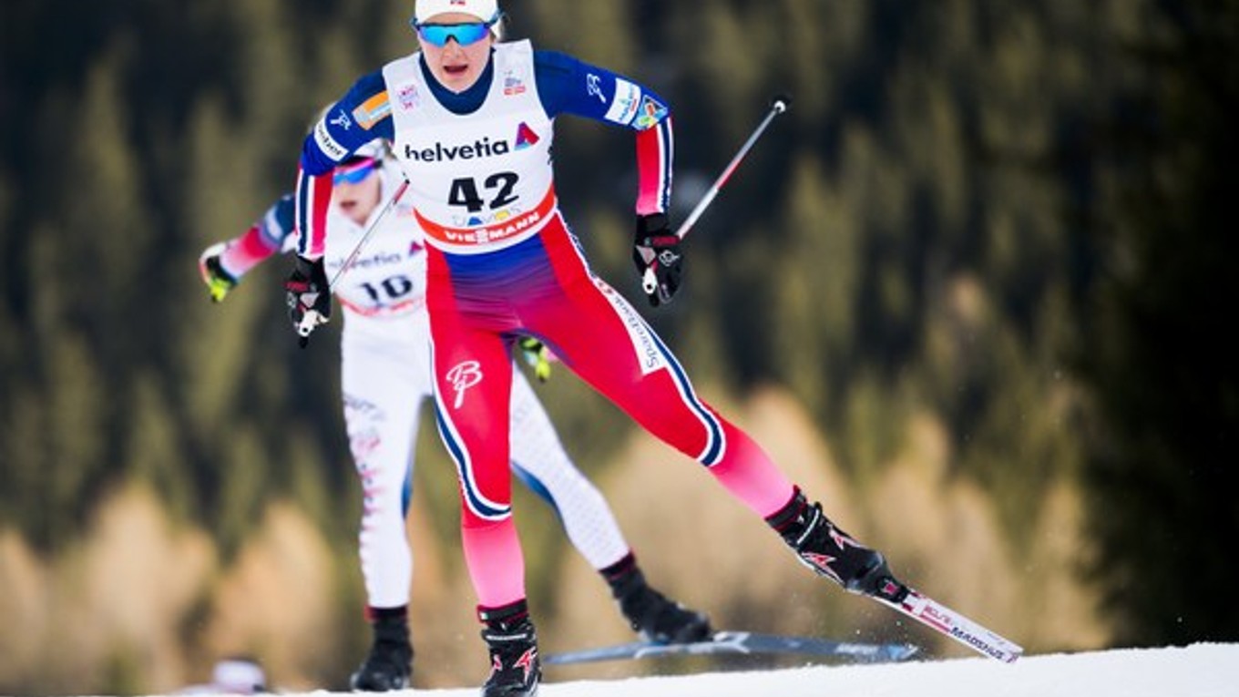 Kvalifikáciu šprintu vyhrala Ingvild Flugstad Östbergová, ktorá v sobotu vybojovala druhé miesto na 15 km.