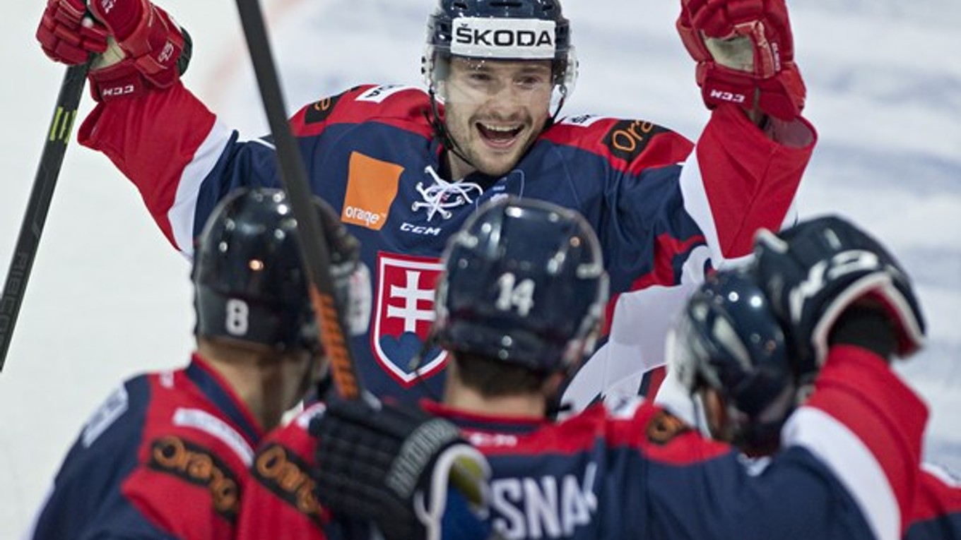 Slovenskí hokejisti zdolali Bielorusko možno až nečakane hladko.