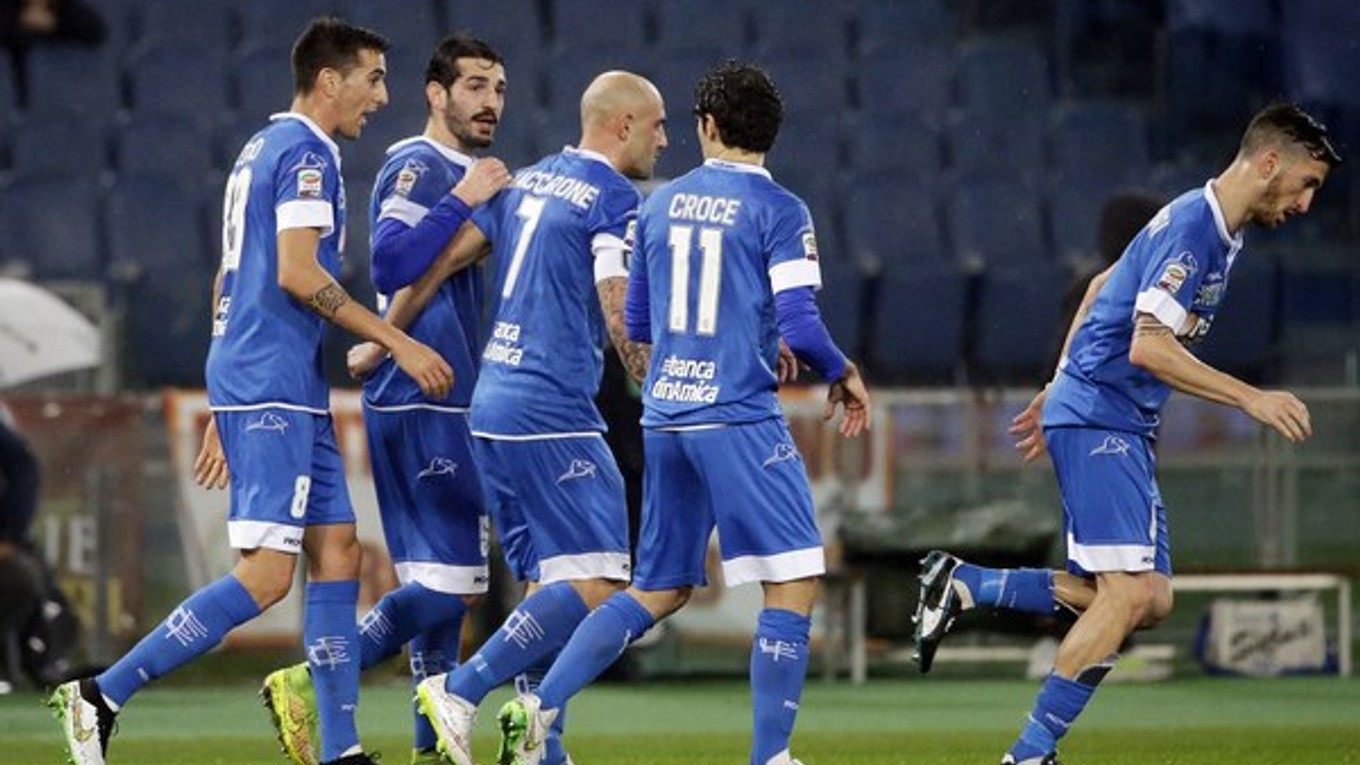 Futbalisti Empoli zabodovali v Bologni naplno.