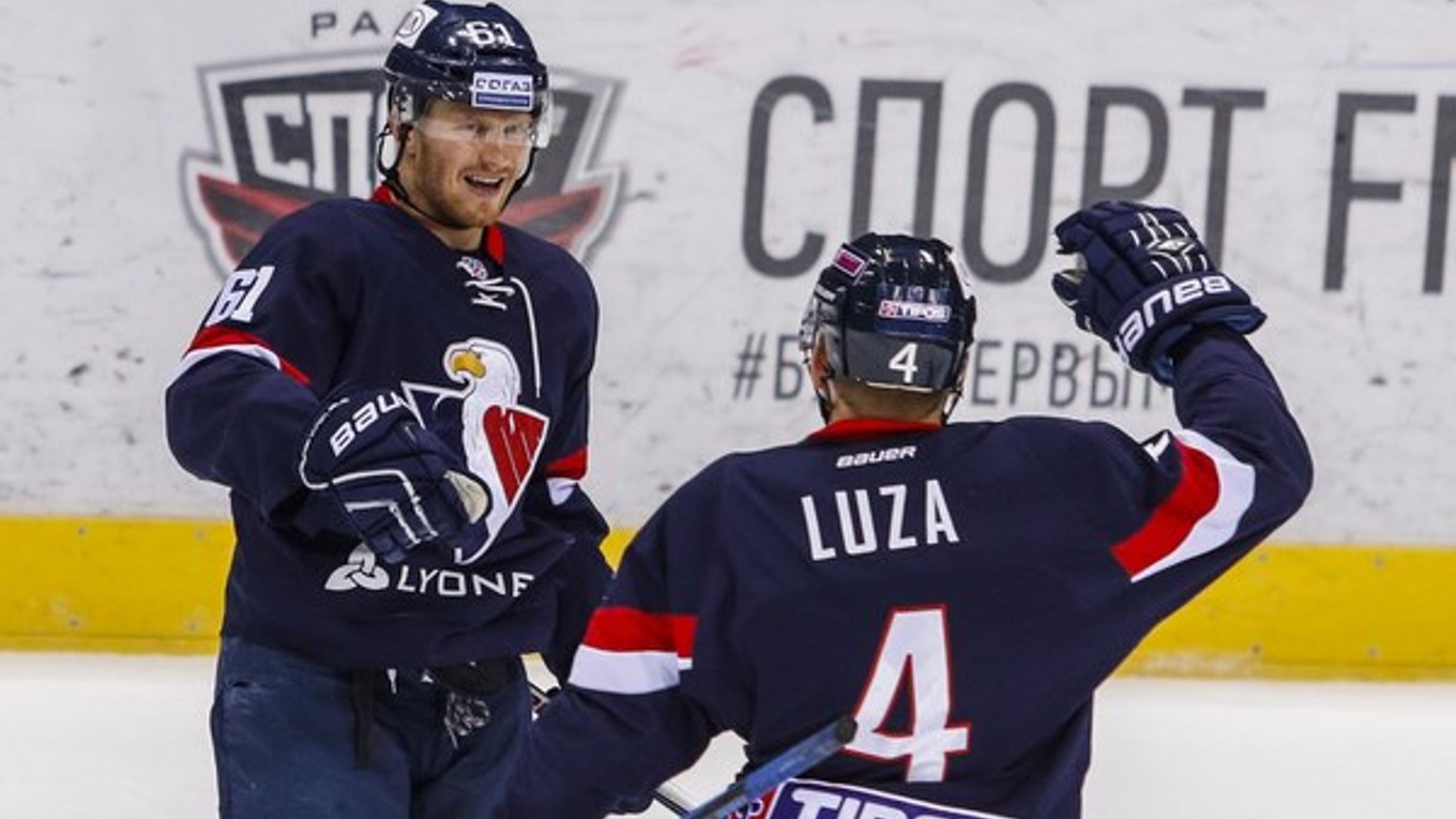 Doma sa hokejisti Slovana najbližšie predstavia až v roku 2016.