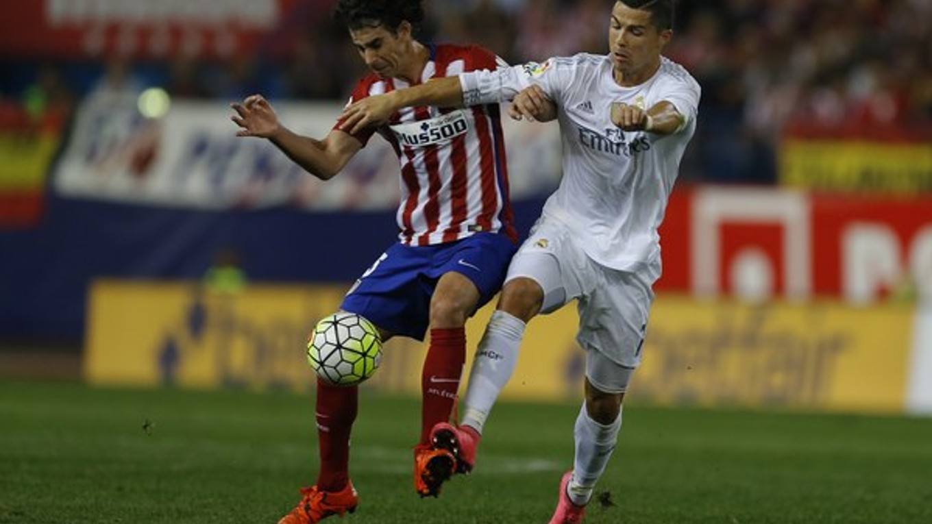 Cristiano Ronaldo (vpravo) je neodmysliteľnou súčasťou Realu Madrid.