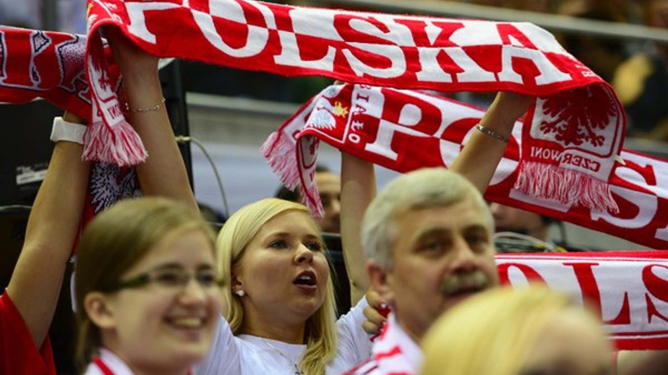 V Glasgowe očakávajú organizátori poľských priaznivcov aj v sektoroch vyhradených pre domácich fanúšikov.