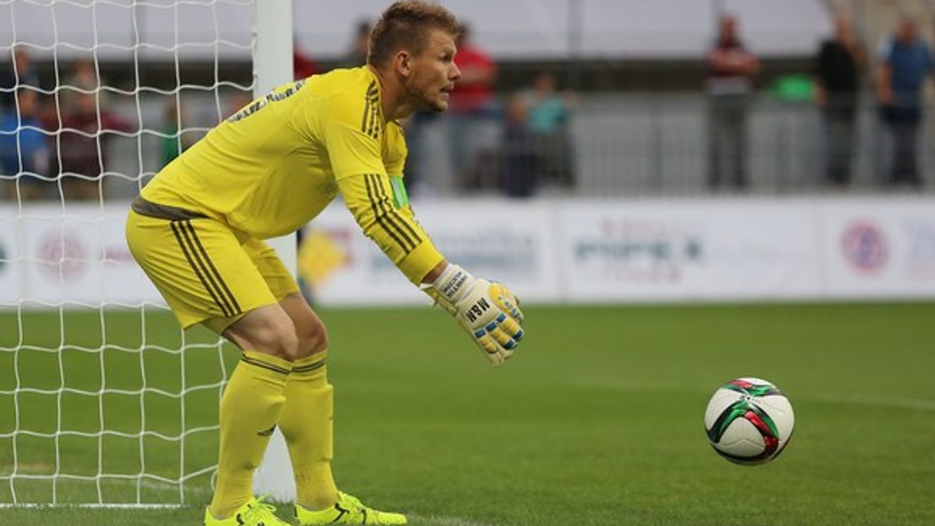 Brankár Podbrezovej Martin Kuciak nedokázal v pokutových kopoch vychytať svojmu tímu postup v národnom pohári.