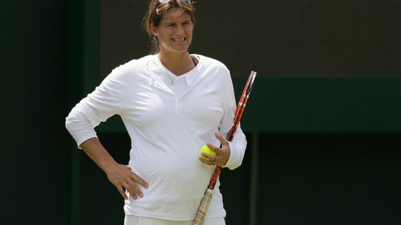 Amélie Mauresmová viedla Andyho Murrayho do tohtoročného Wimbledonu.