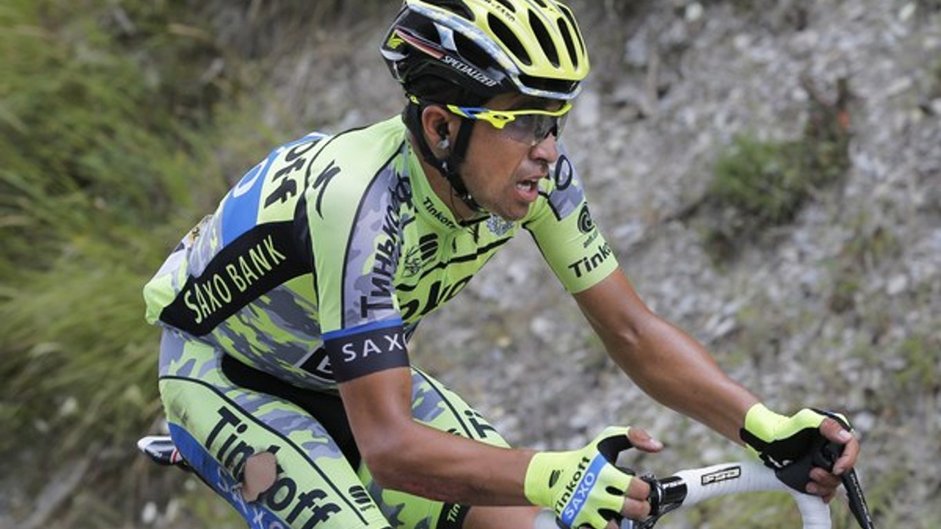 Tento rok chcel Alberto Contador vybojovať celkové víťazstvá na Giro d'Italia aj na Tour de France. Po úspešnom ťažení v Taliansku však na francúzskych cestách neuspel.