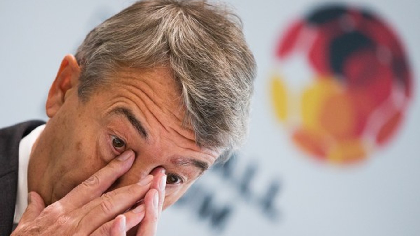 Prezident Nemeckého futbalového zväzu Wolfgang Niersbach čelí obvineniam z korupcie.