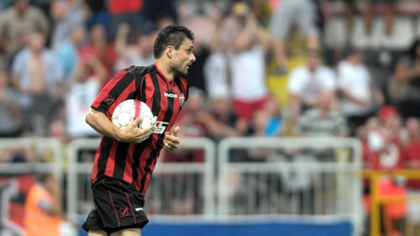 Na Slovensku si Tomáš Oravec naposledy obliekal dres Spartaka Trnava.