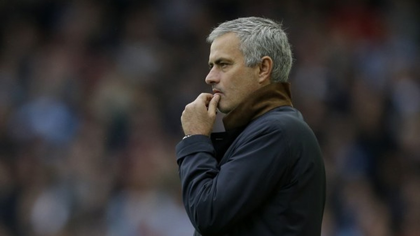 Chelsea je pod vedením Josého Mourinha v kríze.