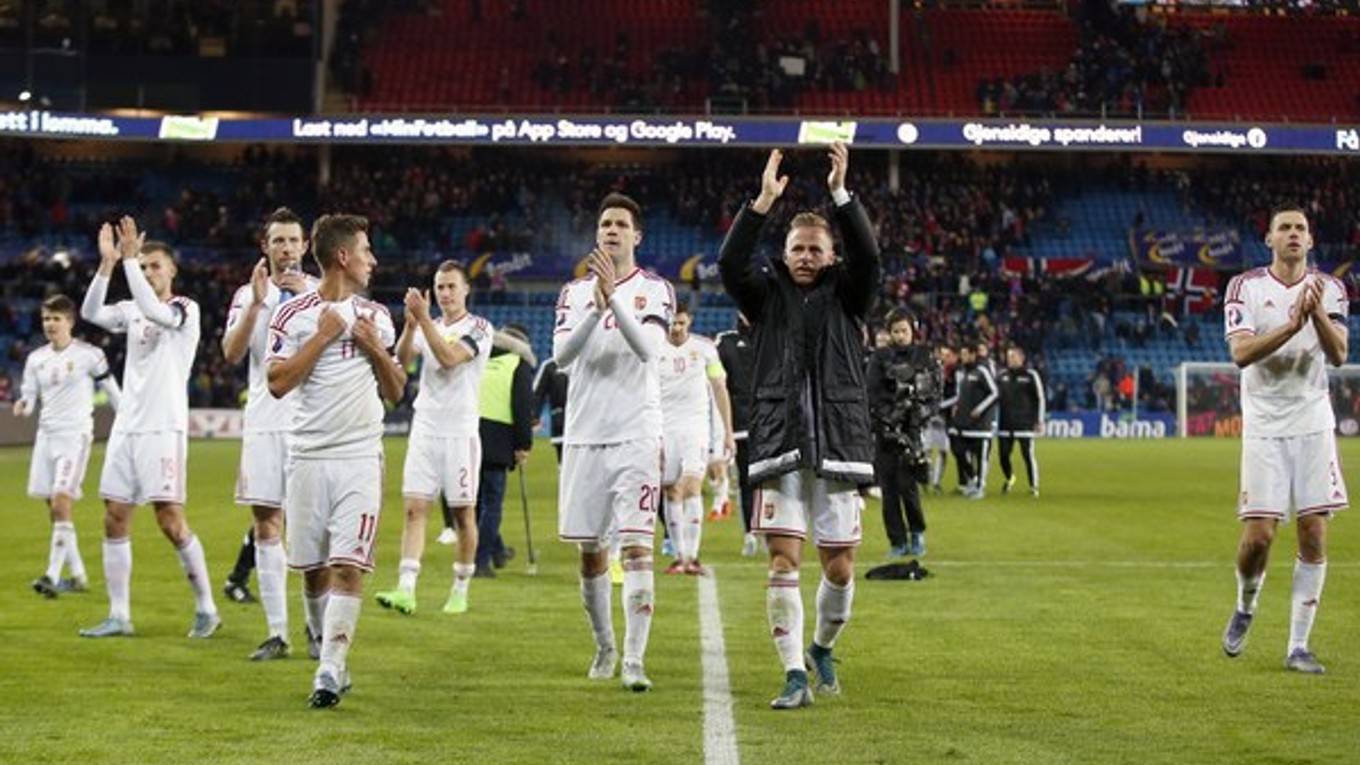 Futbalisti Maďarska sa tešia z víťazstva v Nórsku.