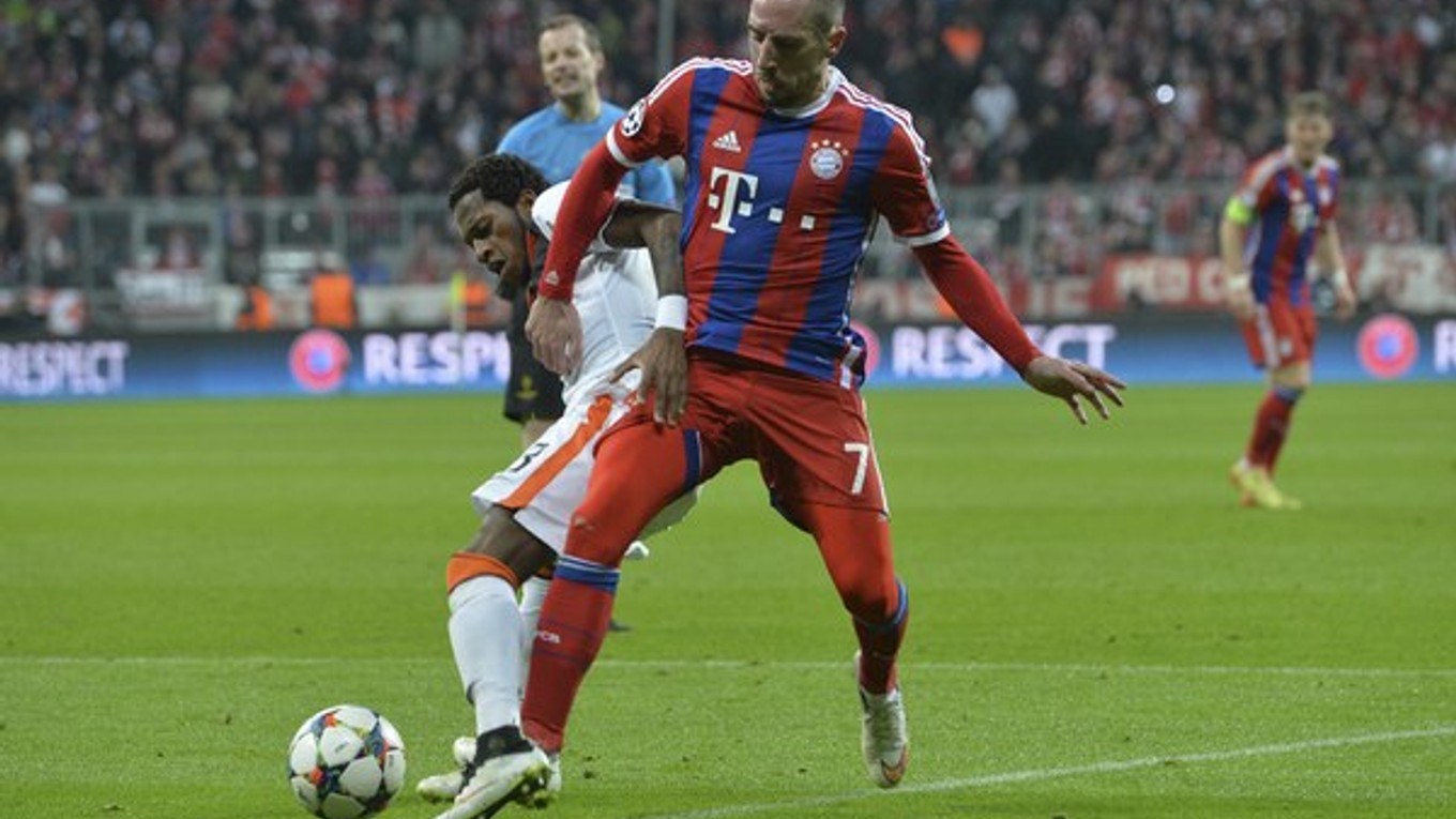 Franck Ribéry (s číslom 7) si obliekol dres Bayernu Mníchov v súťažnom zápase naposledy v marci.