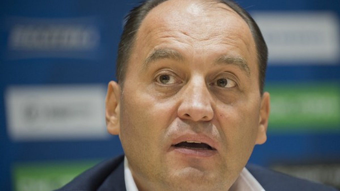 Generálny manažér Slovana Maroš Krajčí verí, že sa klub veľkým oblúkom vyhne problémom z uplynulej sezóny.
