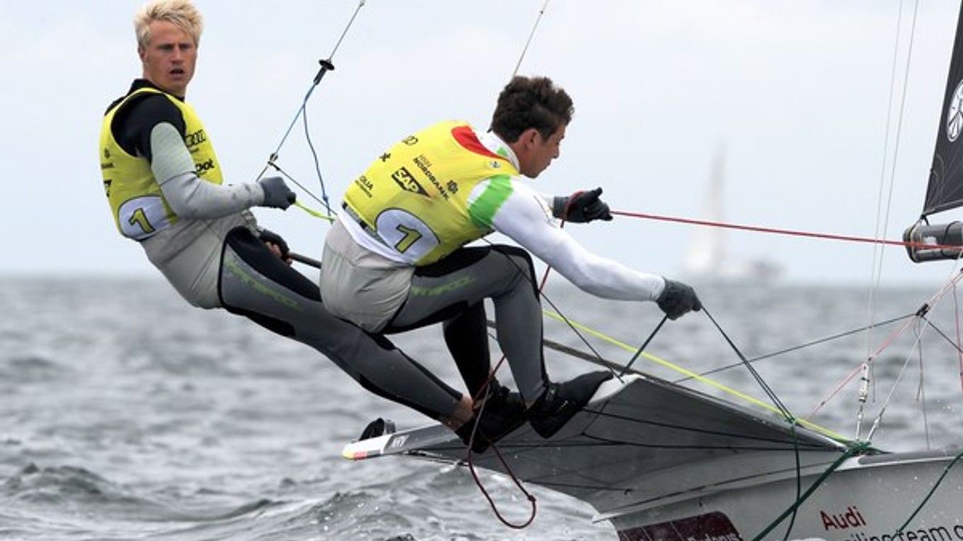 Erik Heil (vľavo) so svojím jachtárskym partnerom Thomasom Plösselom.