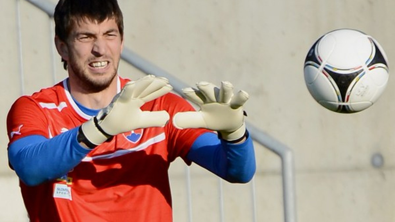 Kuciak pôsobí v Legii od roku 2011, keď prišiel z rumunského mužstva Vaslui.