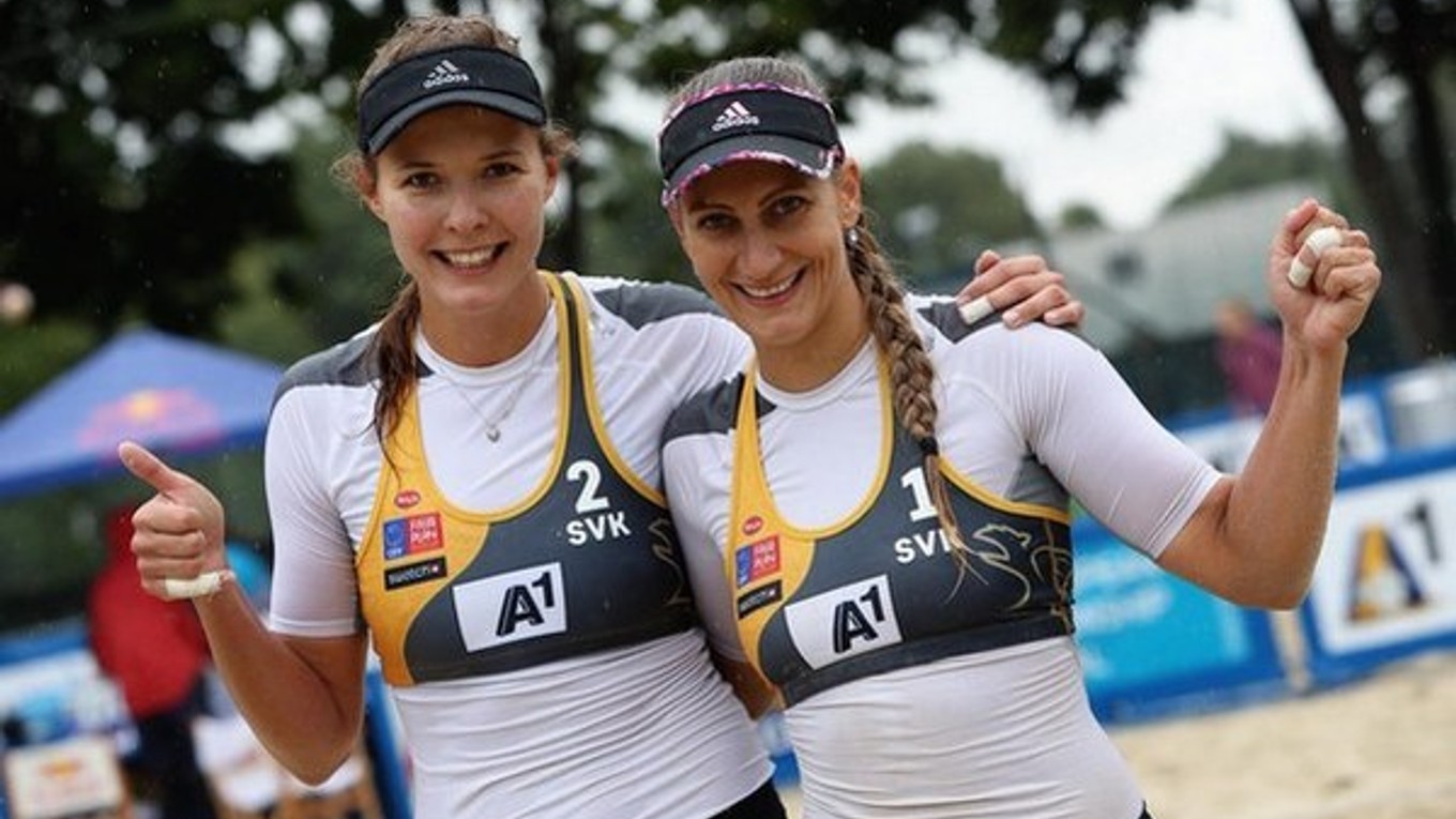 Natália Dubovcová a Dominika Nestarcová.