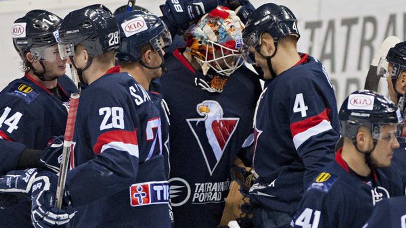 Hokejisti Slovana Bratislava získali v dvoch zápasoch na klziskách súperov šesť bodov.
