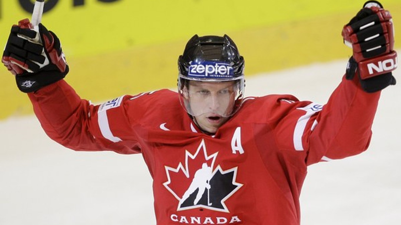 Dany Heatley vyhral s kanadskou reprezentáciou olympiádu vo Vancouvri 2010 a je aj dvojnásobným majstrom sveta.