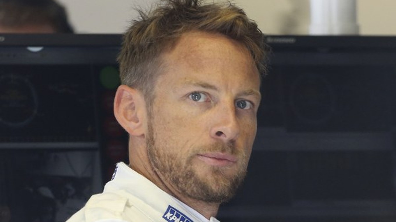 Jenson Button - rovnako ako celý McLaren - nemá v tejto sezóne príliš dôvod na úsmev.