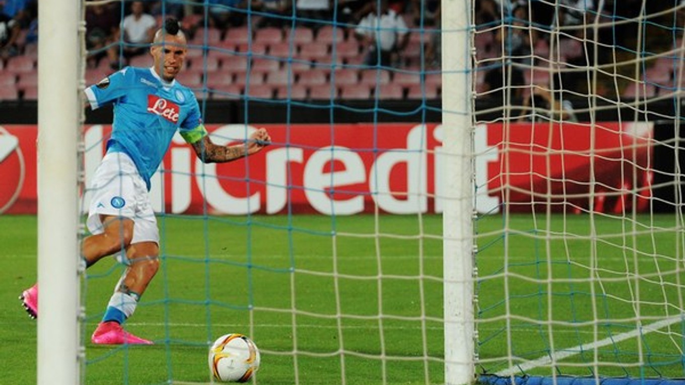 Jeden zo svojich gólov v drese Neapola zaznamenal Marek Hamšík v prvom zápase skupinovej fázy Európskej ligy proti belgickému FC Bruggy.