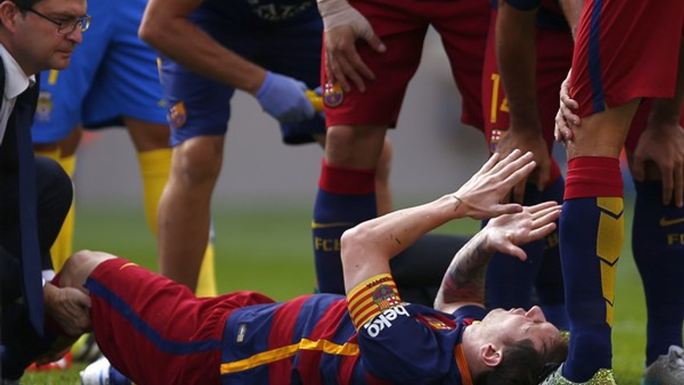 Lionel Messi vynechá pre zranenie asi až dva mesiace.