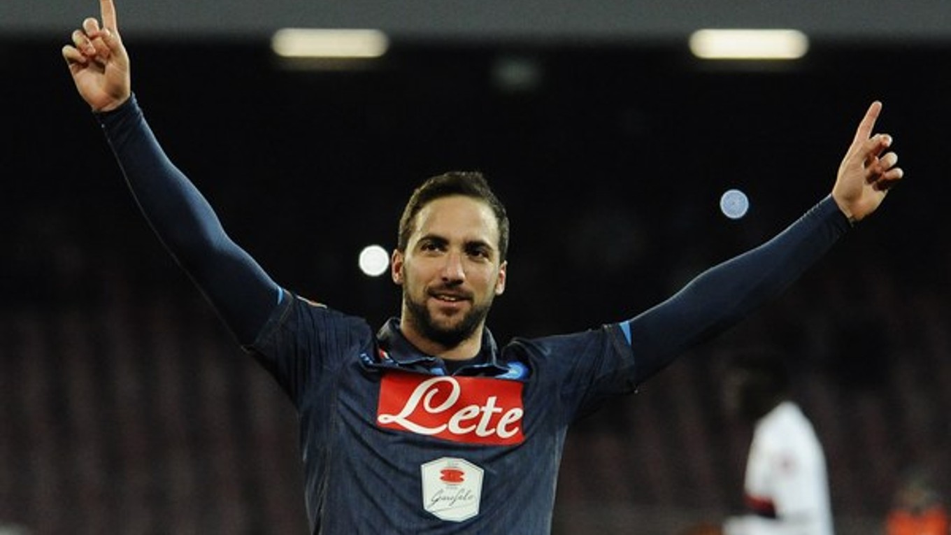 O víťazstve Neapola rozhodol Gonzalo Higuaín.