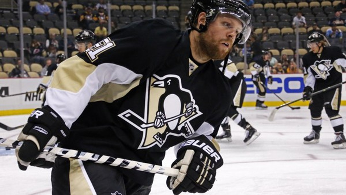 Prestup Phila Kessela z Toronta Maple Leafs do Pittsburghu Penguins je jednou z najväčších udalostí leta v NHL.