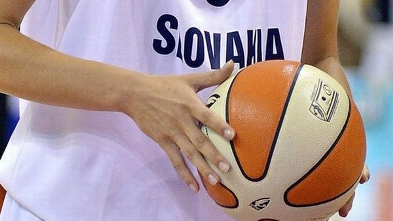 Mladé slovenské basketbalistky postúpili medzi najlepšiu osmičku.