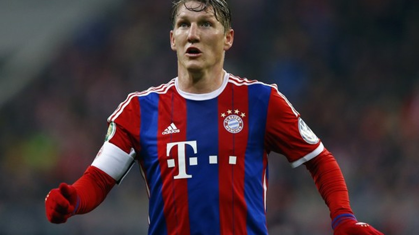 Bastian Schweinsteiger si obliekal dres prvého mužstva Bayernu Mníchov od roku 2002.