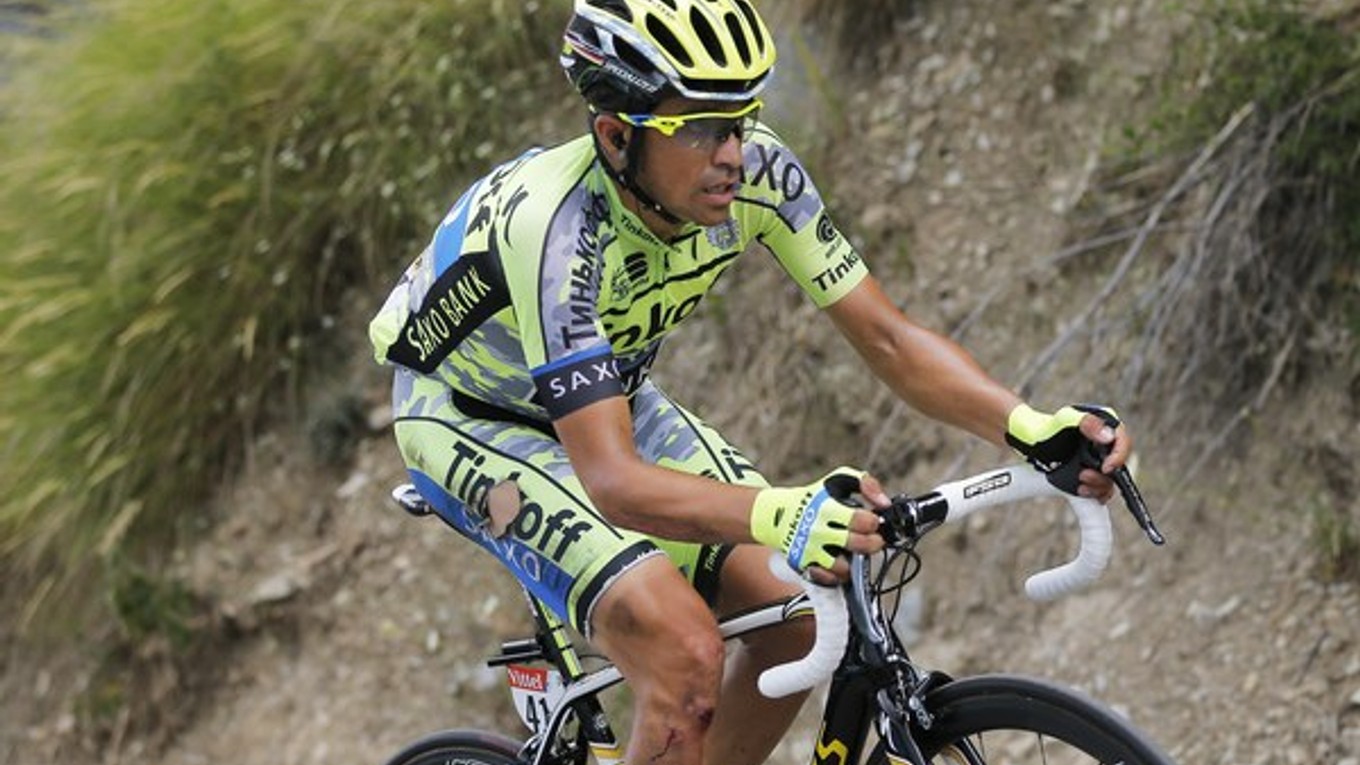 Alberto Contador je po osemnástich etapách na piatom mieste. Na vedúceho Chrisa Frooma stráca šesť minút a 40 sekúnd.