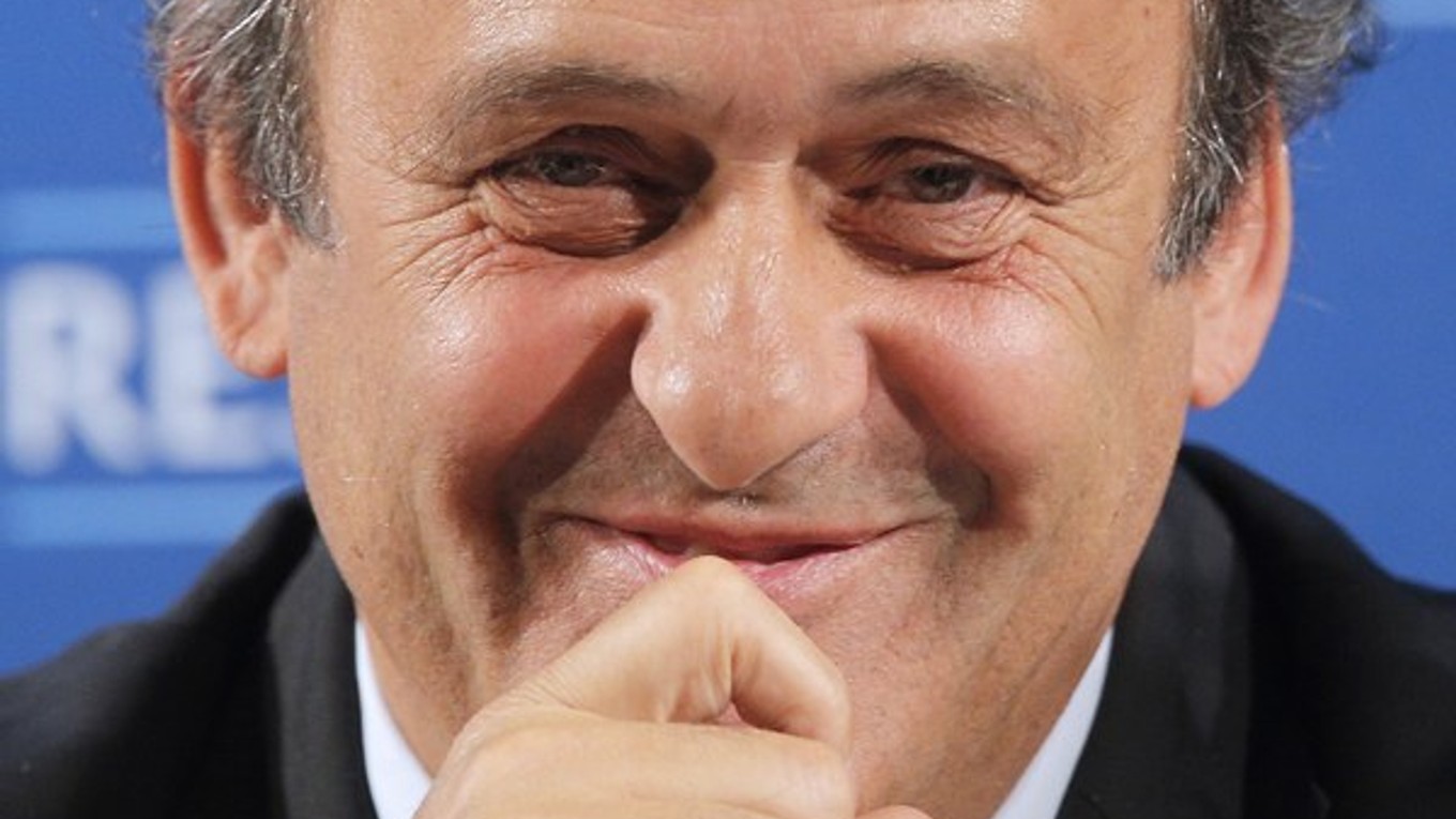 Michel Platini v stredu oznámil, že bude kandidovať za prezidenta Medzinárodnej futbalovej federácie.