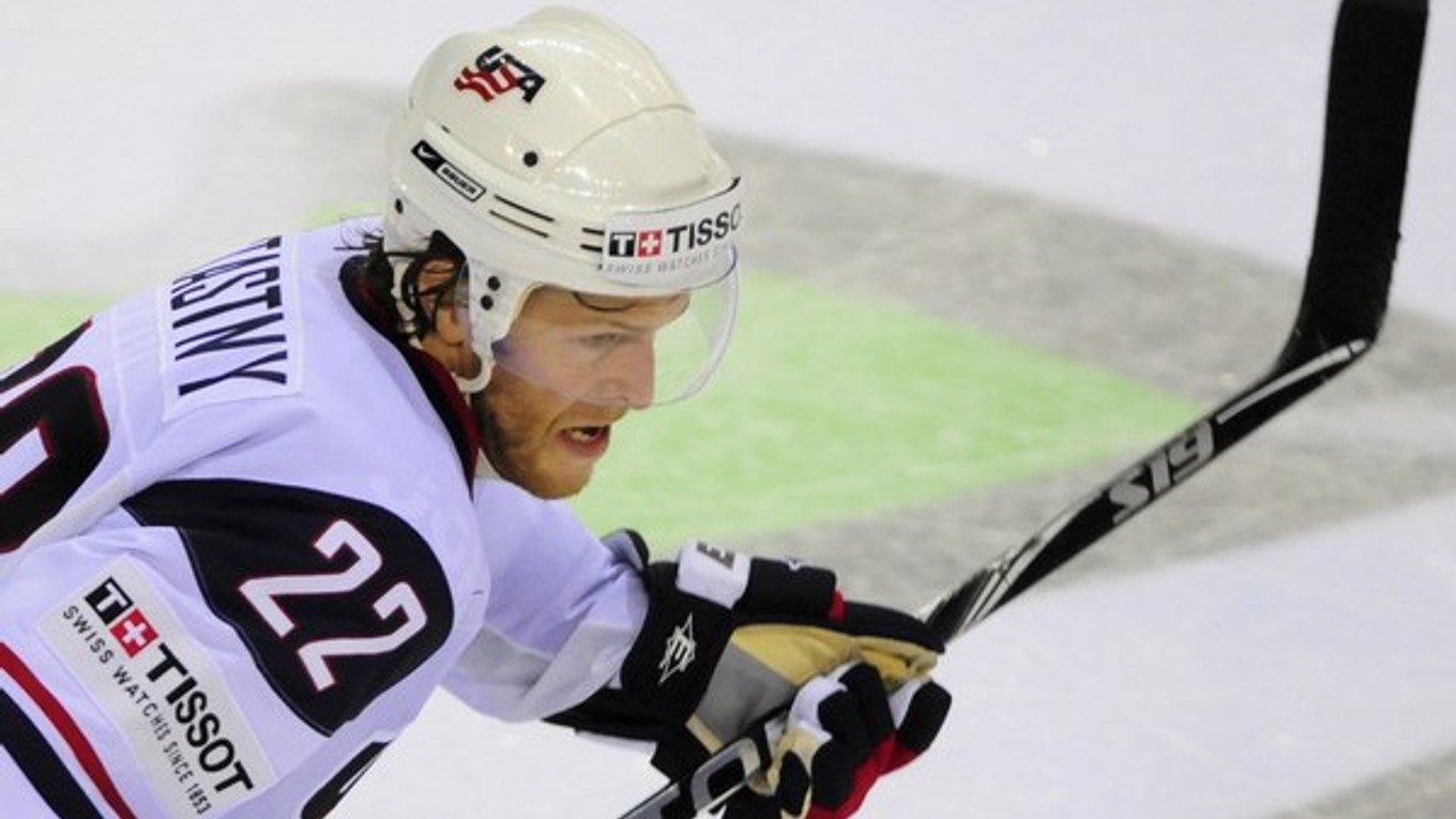 Na MS v roku 2011 na Slovensku Yan Šťastný reprezentoval tím USA.