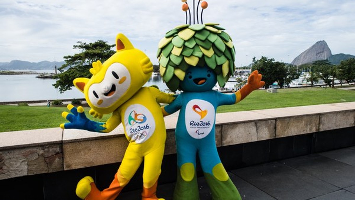 Maskotom olympijských hier je Vinicius (vľavo), paralympijských Tom.