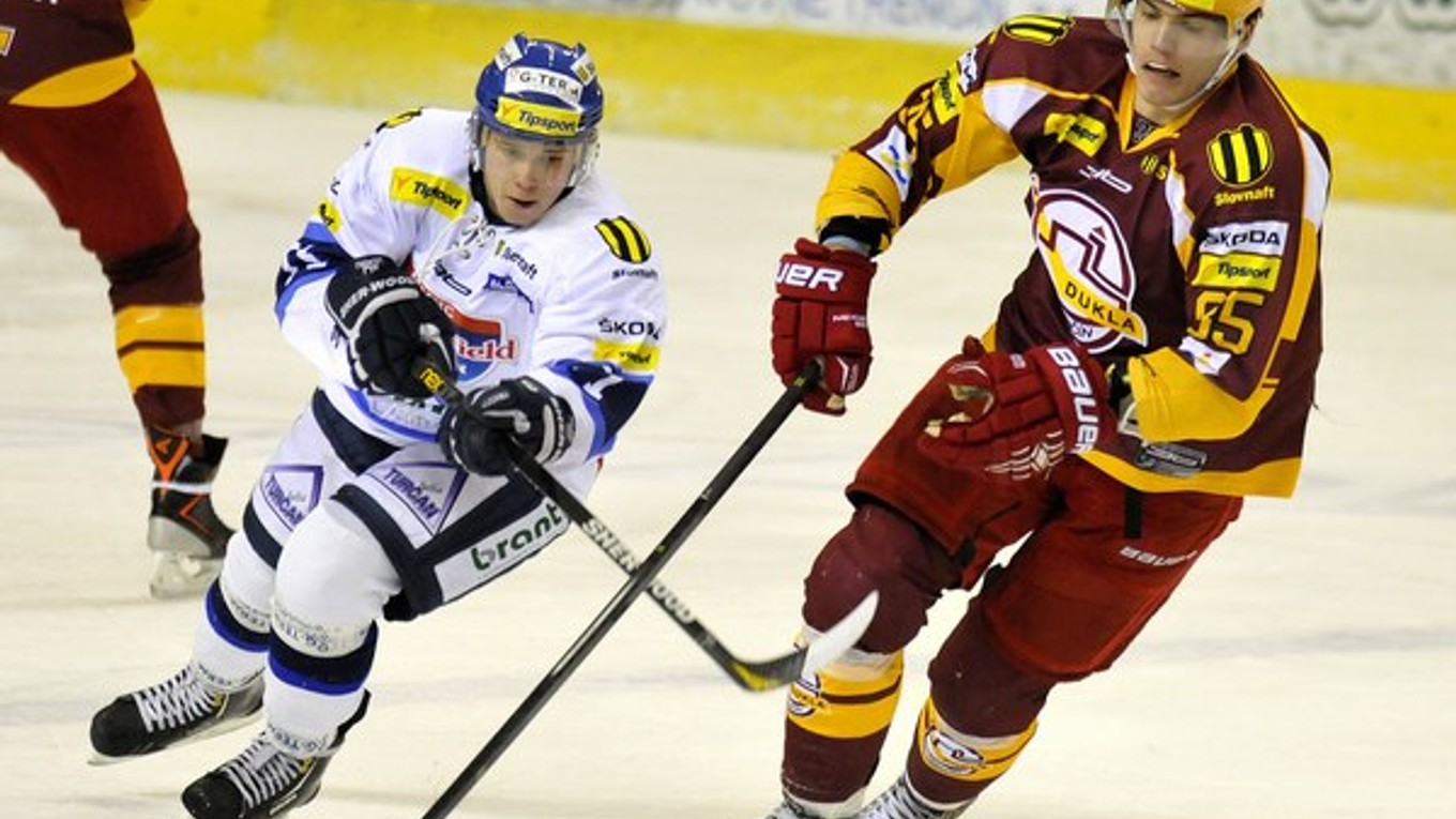 Tomáš Klíma (vpravo) bude minimálne rok spolu so svojím bratom pôsobiť pod Pustým hradom.