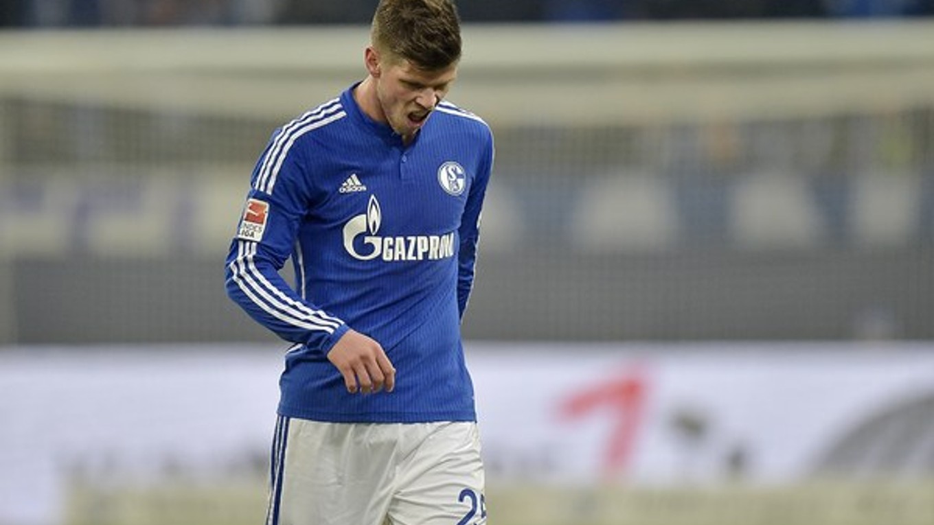 Jeden presný zásah si v pohárovom zápase pripísal na trávniku MSV Duisburg aj holandský útočník v službách Schalke Klaas-Jan Huntelaar.