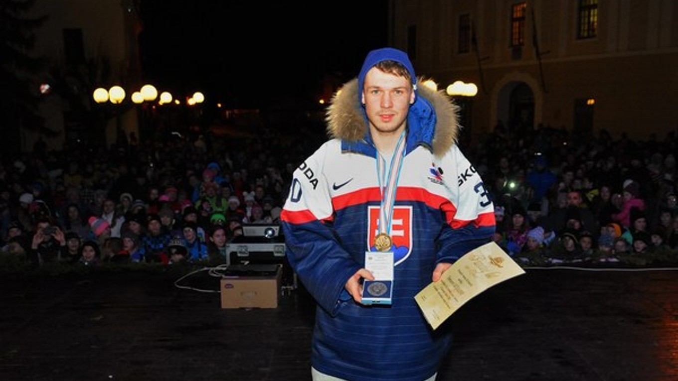 Denis Godla zažiaril na prelome rokov na juniorskom šampionáte. Teraz však začína novú kapitolu svojej kariéry a znova sa chce predrať na výslnie.