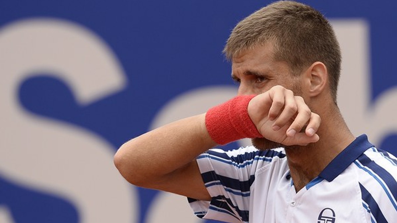 Slovenskému tenistovi Martinovi Kližanovi sa v posledných týždňoch príliš nedarí.