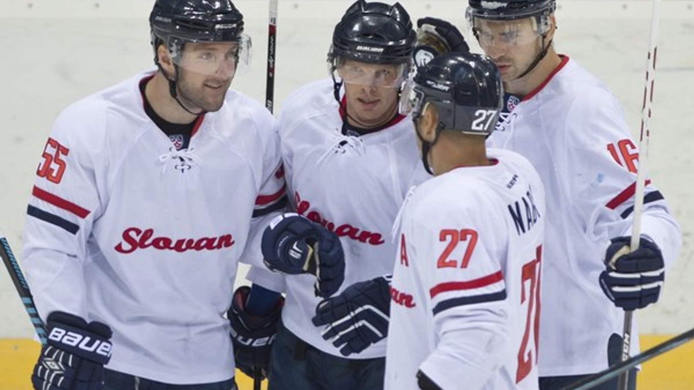 Favorizovaní hostia napokon zápas doviedli vcelku bez problémov do víťazného konca.