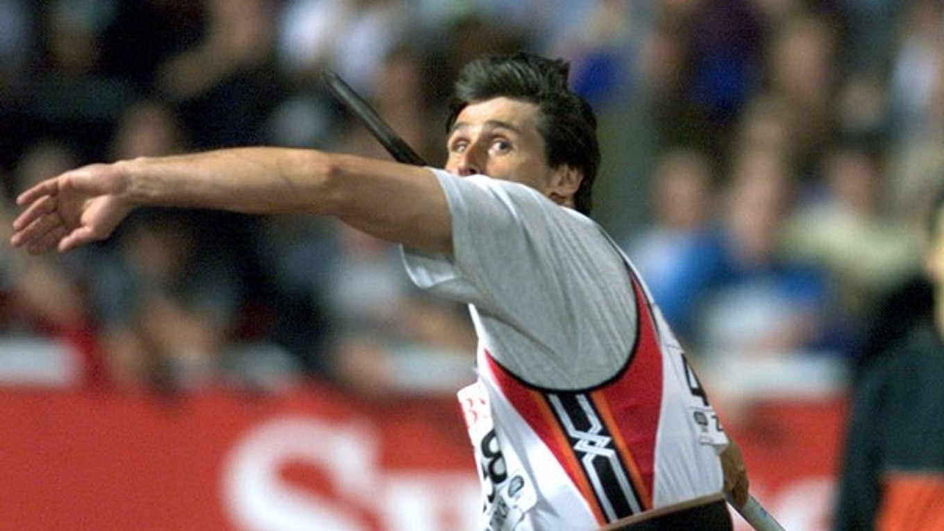 Medzi najväčšie atletické legendy patrí český oštepár Jan Železný. Jeho svetový rekord platí už takmer dvadsať rokov.